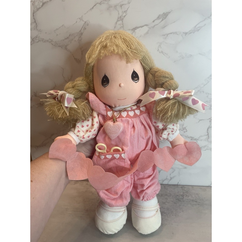Precious Moments "Valerie" with sewn hearts-1985-#20017-Applause- W/ Locket 13"